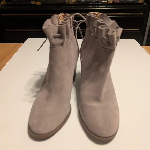 Crown & Ivy Morcella Ruffle Ankle Boots - Light Gray Suede - Picture 1 of 12